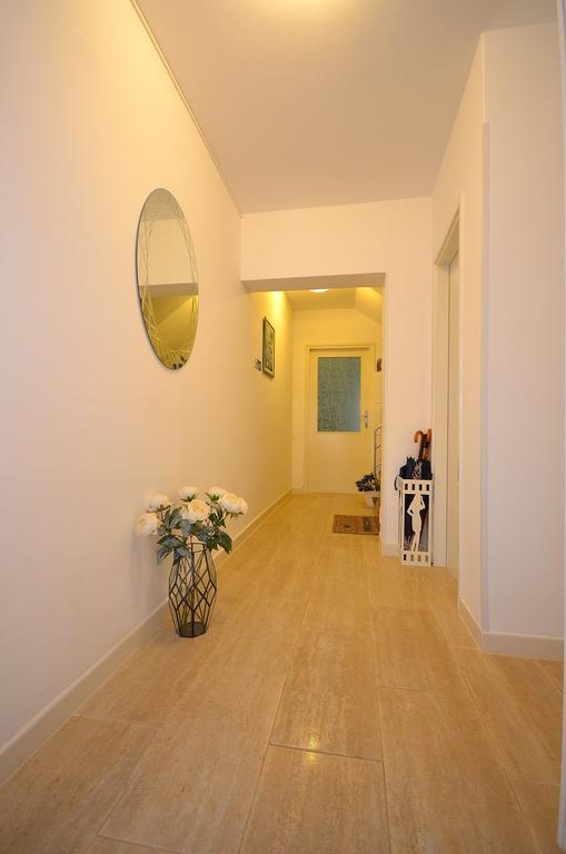 Apartments Miriam Srima Vodice Extérieur photo