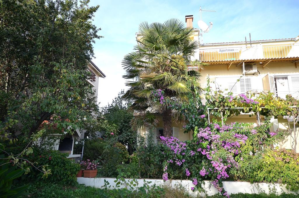 Apartments Miriam Srima Vodice Extérieur photo